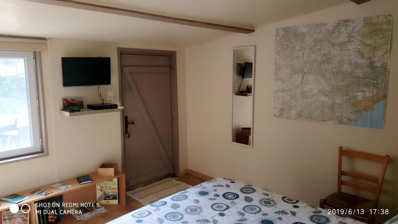 Appartamento L'Establoun Saint-Martin-de-Brômes Esterno foto